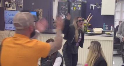 “DOĐE MI DA POPIJEM LEKOVE I DA SE UBIJEM” Jeziv nervni slom Aneli Ahmić u programu uživo, GLEDAOCI ZGROŽENI