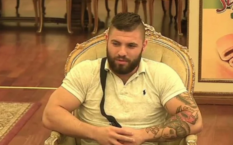„DRŽI SE, JAK SI TI, VOLI TE BRAT“ Benjamin Spahović preminuo na svoj rođendan, osvanule poruke koje kidaju dušu (FOTO)