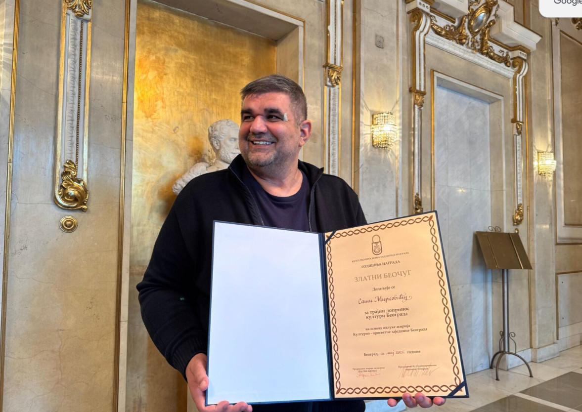 “TO JE ZNAK DA SE IDE DOBRIM PUTEM…” Saša Mirković se oglasio za Hype TV nakon primanja prestižne nagrade: “JA SAM PONOSAN NA SEBE, SVOJ RAD I NA KARIJERU KOJU VEĆ IMAM”