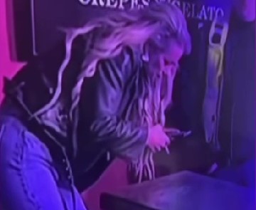 POLICIJA UPALA U RIJALITI ZBOG DR*GE?! Kamera zabeležila SUMNJIVE SCENE, nedozvoljene supstance SVUDA PO STOLOVIMA? Produkcija PADA! (VIDEO)