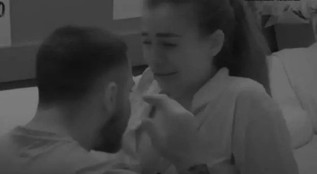 “IDI PLAČI I MOLI!” Markon Stefanović urnisao Grujićevu – jezive optužbe: “Pozdrav za Sanjinu mamu k*rvetinu koja je okotila prostitutku”