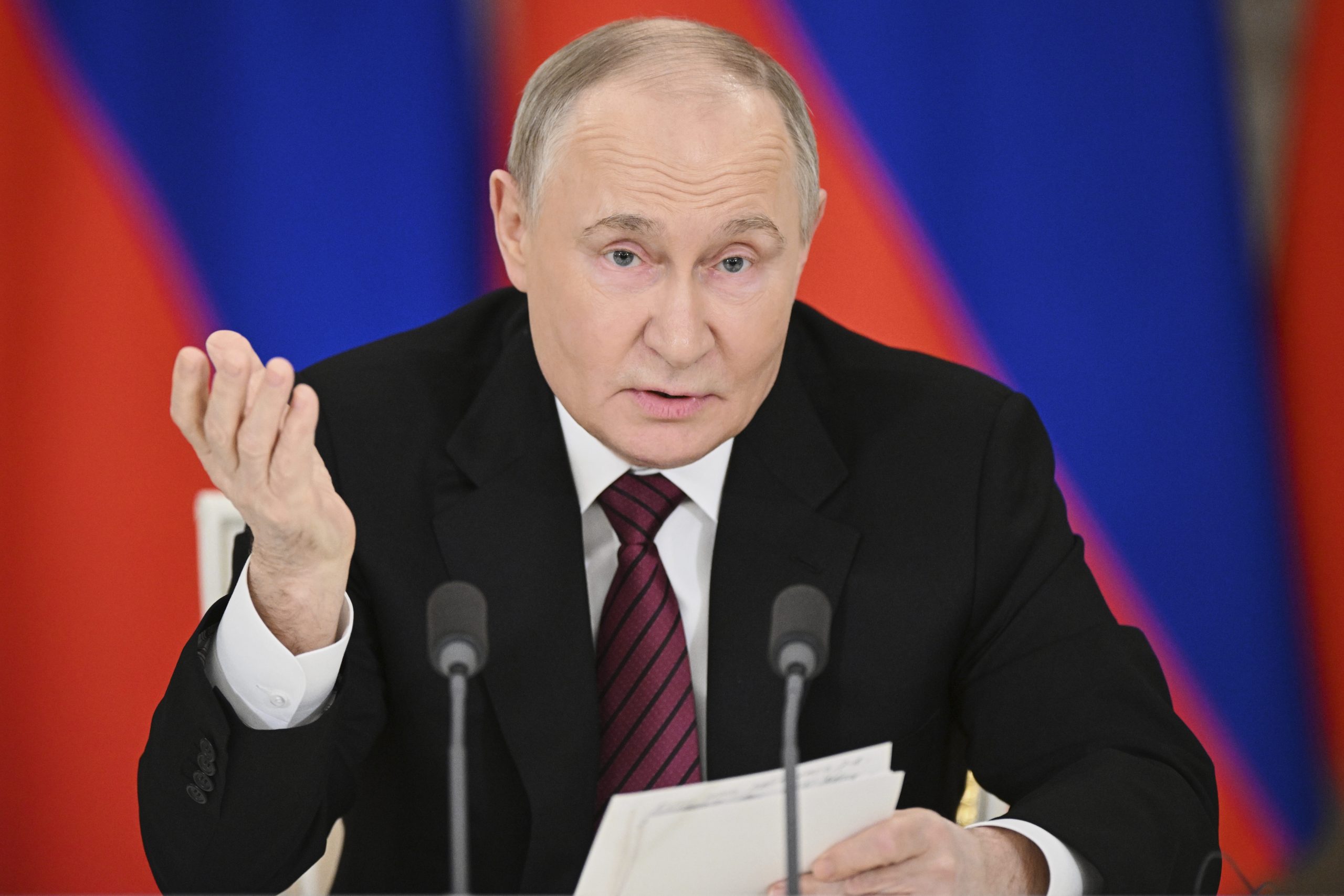 PUTINOVA ODLUKA ŠOKIRALA SVET! Ovi ljudi će otići u Istanbul na pregovor sa Ukrajinom