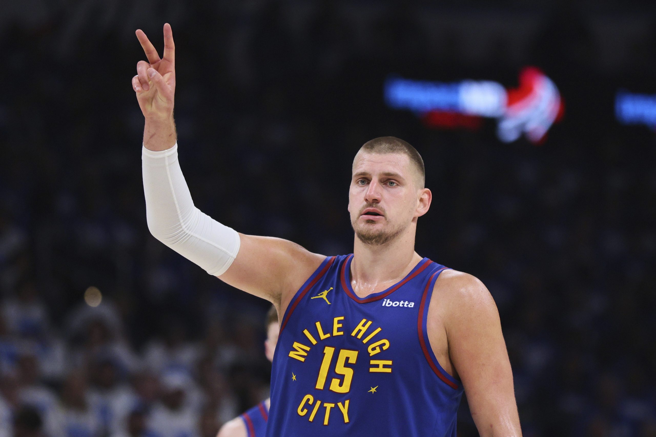 JOKIĆ O IGRANJU ZA SRBIJU NA EVROBASKETU: Prvo pivo, onda odluka