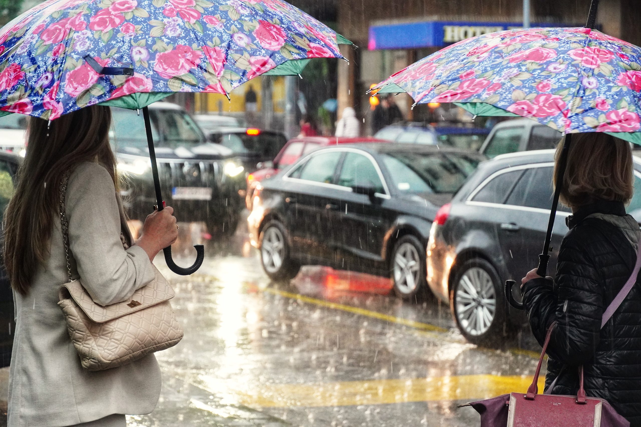 UPOZORENJE ZBOG NEVREMENA! Apel vozačima da ne ugrožavaju živote zbog automobila