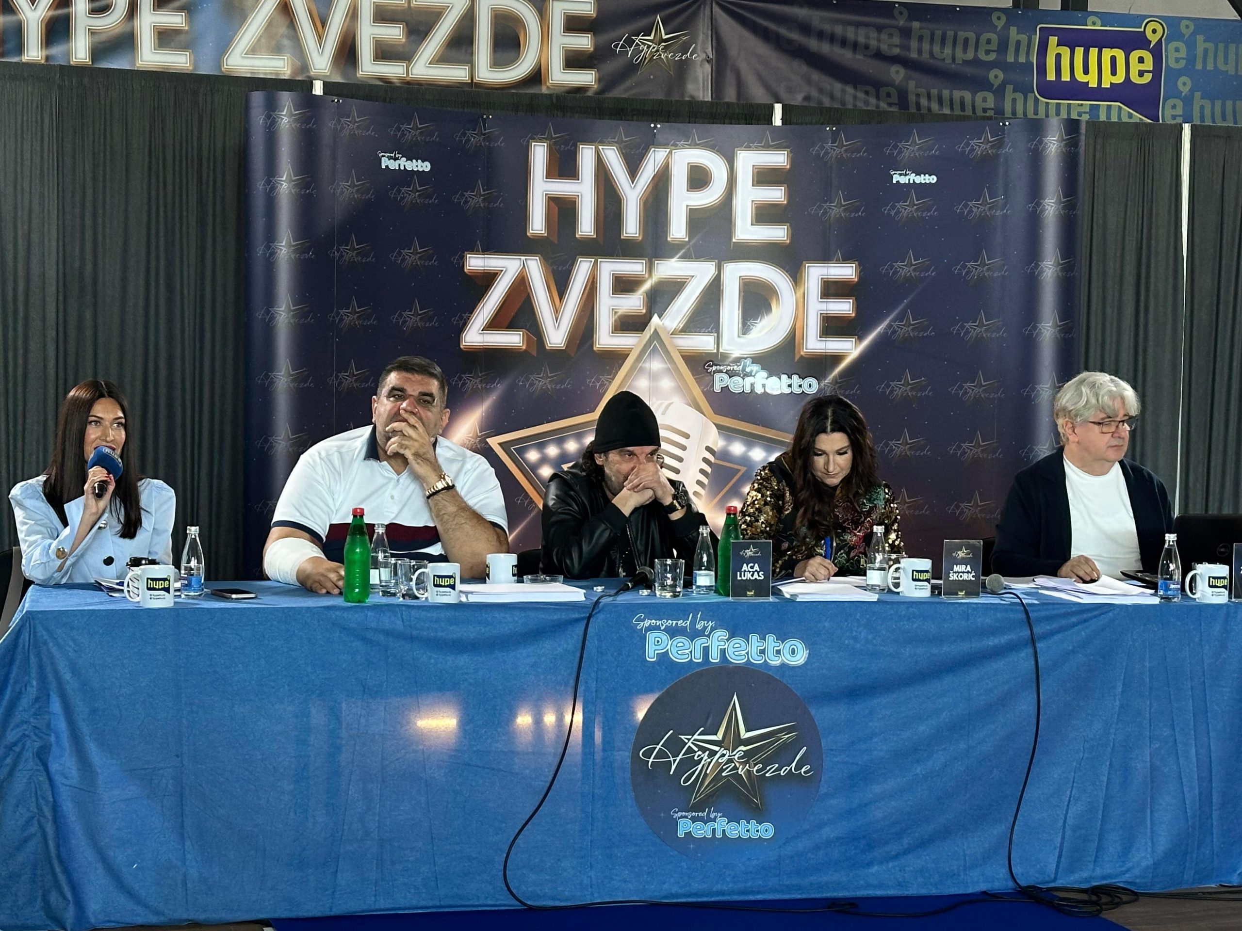 NEZAUSTAVLJIV! SAŠA MIRKOVIĆ NA AUDICIJI HYPE ZVEZDA: Evo kako izgleda OPERISANA RUKA vlasnika Hype tv nakon POKUŠAJA UBISTVA