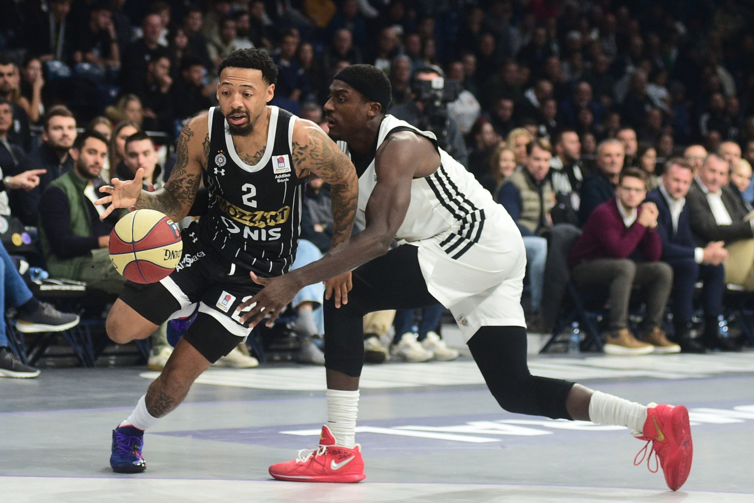 PUKLA STOTKA U ARENI! Karlik i Braun OPELJEŠILI bogataše iz Emirata! Partizan na pobedu od FINALA!