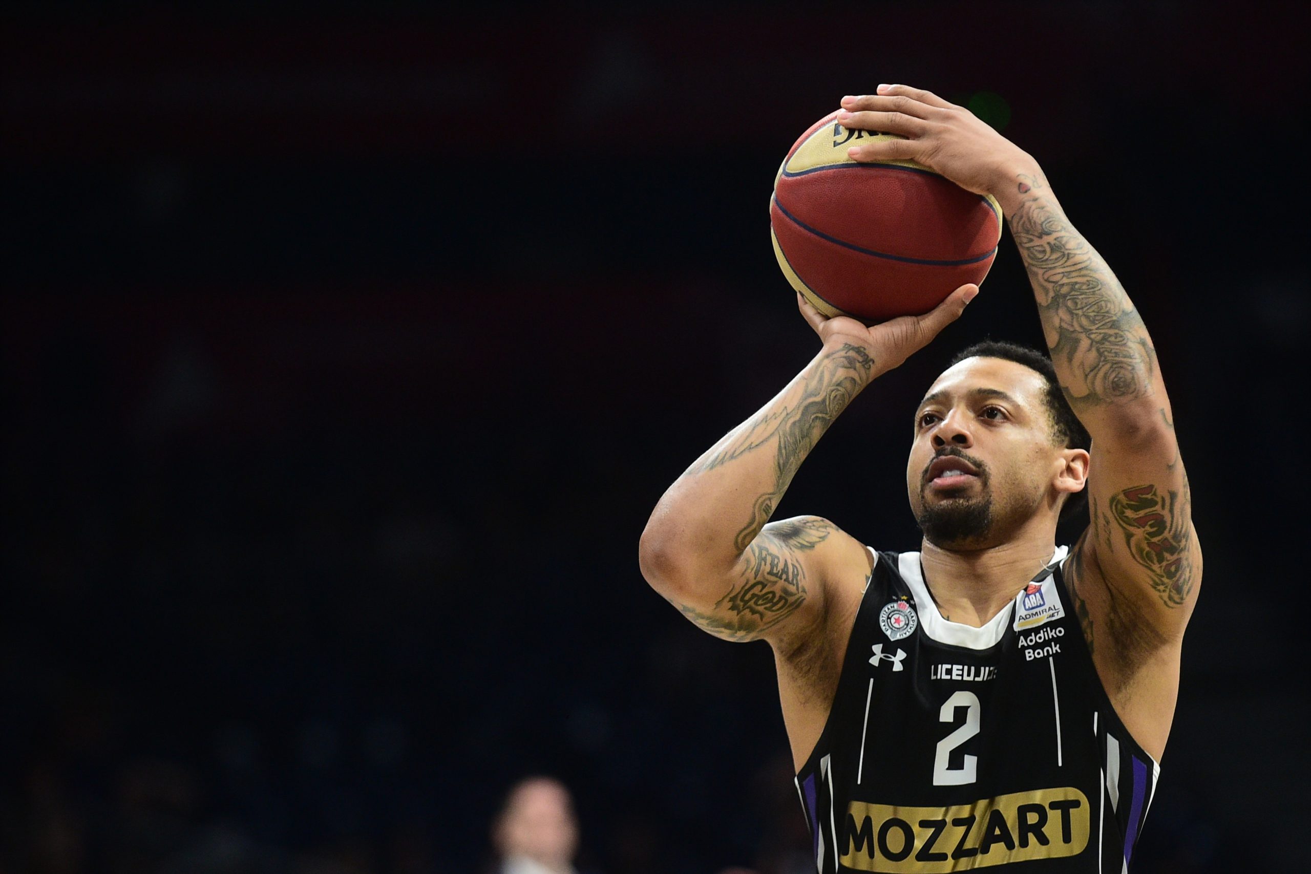 NEVIĐENA KATASTROFA ZA GROBARE! Karlik Džons NAPUŠTA Partizan! Ovo je njegov novi KLUB!