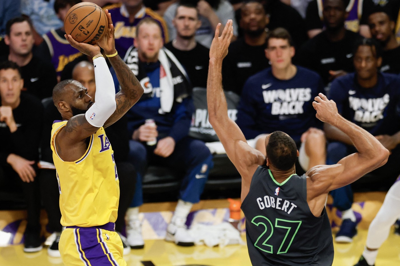 OGROMAN SKANDAL U NBA! Velika zvezda IZBACILA trudnu suprugu i dete iz kuće!