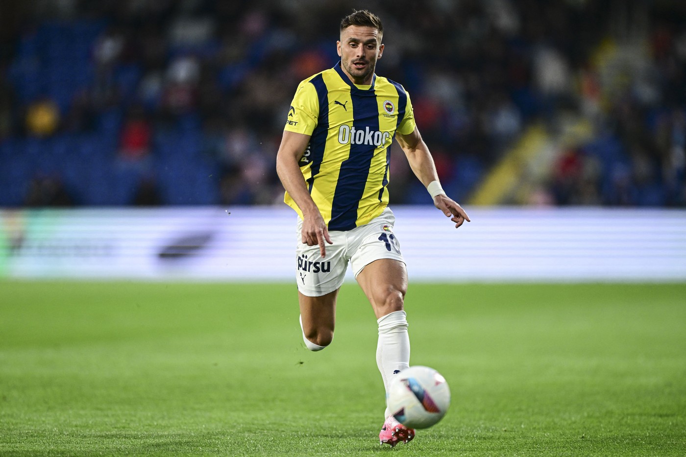 EPSKI SKANDAL U TURSKOJ! Tadić hteo da BIJE saigrača! Ovo je NAJAVA odlaska! (VIDEO)