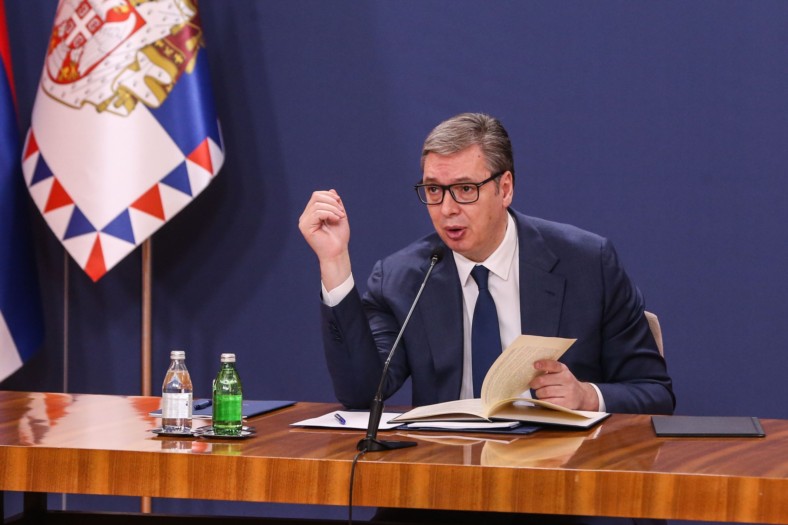 VUČIĆU POZLILO! Hitna reakcija i povratak u Srbiju! PREKINUTA poseta Americi! Predsednik zatražio lekarsku pomoć!