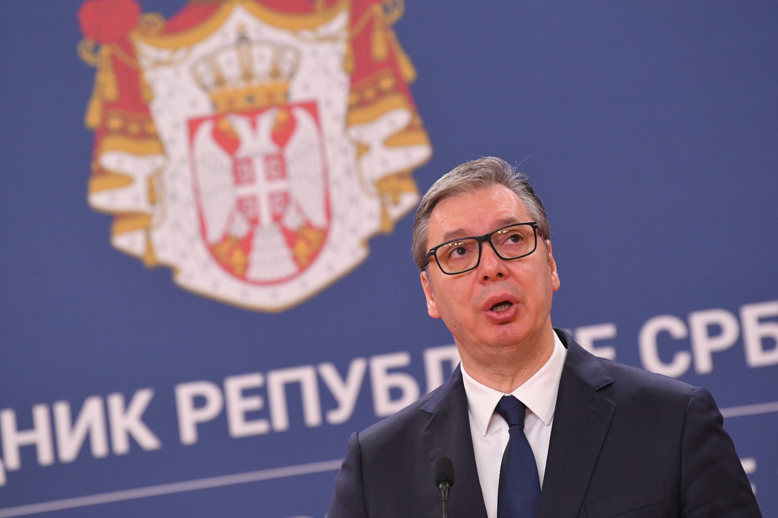 VUČIĆ IZNEO ZAHTEVE SVENARODNOG SKUPA U BEOGRADU: Mora se uspostaviti MIR U DRŽAVI!