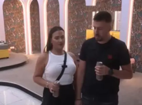 ANA I KORDA MOLE ZA OPROŠTAJ! Na poseban dan joj se JAVNO OBRATILI, njihove reči će sve ŠOKIRATI