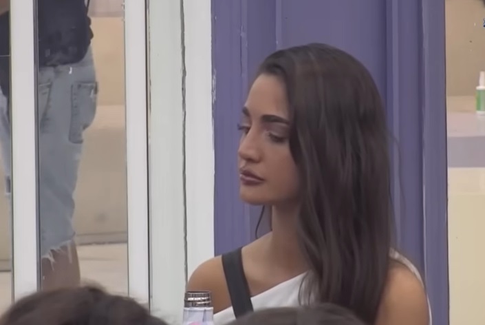 „VIDELA SAM ANĐELIN INTIMNI SNIMAK, SVE JE LAGALA“ Bivša učesnica rijalitija RASKRINKALA ĐURIČIĆEVU!