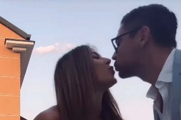 ENA POPOV U VATAČINI SA MUŽEM! Isplivao ŠOKANTAN snimak, ne prestaju da se LJUBE! (FOTO)