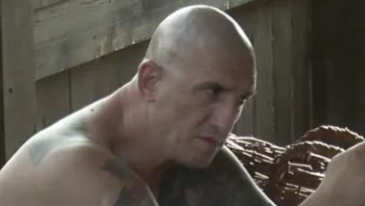 KRISTIJAN GOLUBOVIĆ SKOČIO SA MOSTA NA GLAVU! Njegov novi potez ŠOKIRAO SVE, mnogi su mislili da priča BAJKE