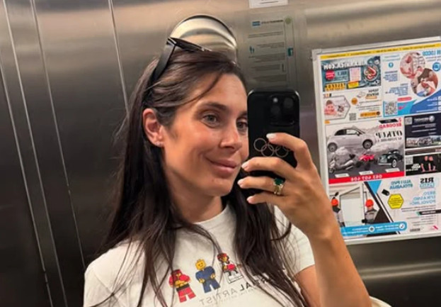 MILICA MANDIĆ POZIRALA U SEDMOM MESECU TRUDNOĆE! Utegla se u crnu haljinu – stomak u prvom planu!