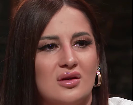 „NEMOJ DA ME LJUBIŠ PRED SVIMA, TO JE SRAMOTA!“ Sandra Čaprić ekskluzivno u emisiji „Pretres“