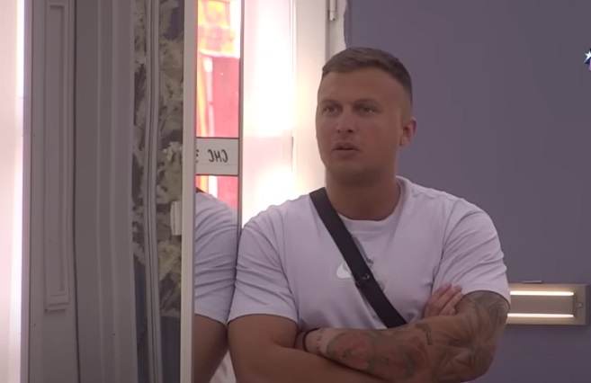 STEFAN KARIĆ VAN SEBE! Raskrinkana njegova TAJNA AFERA SA OVOM UČESNICOM, hitno se obratio devojci!