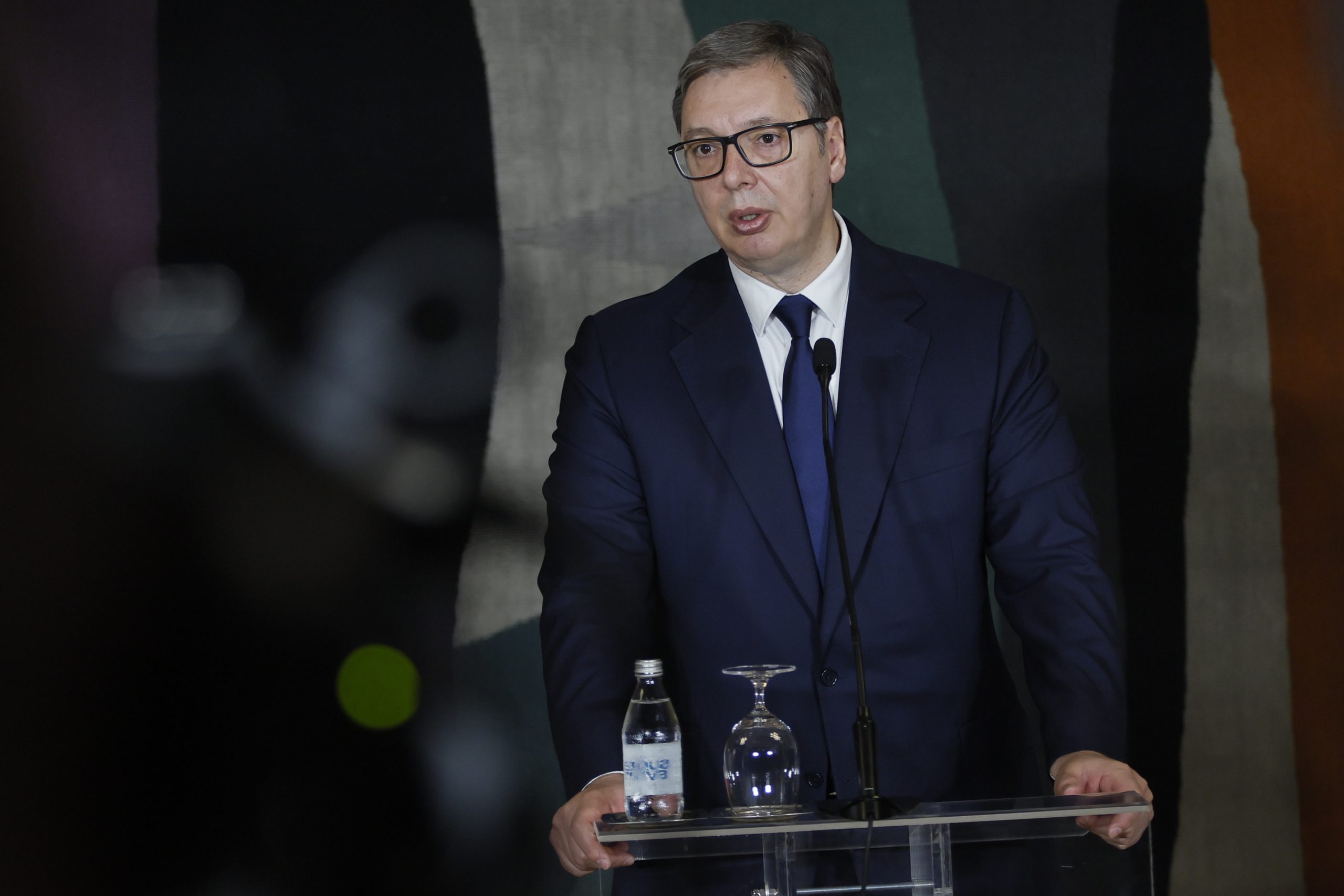 Vučić: Prekršili izbornu tišinu, maltretiraju ljude na ulicama Zaječara i Kosjerića
