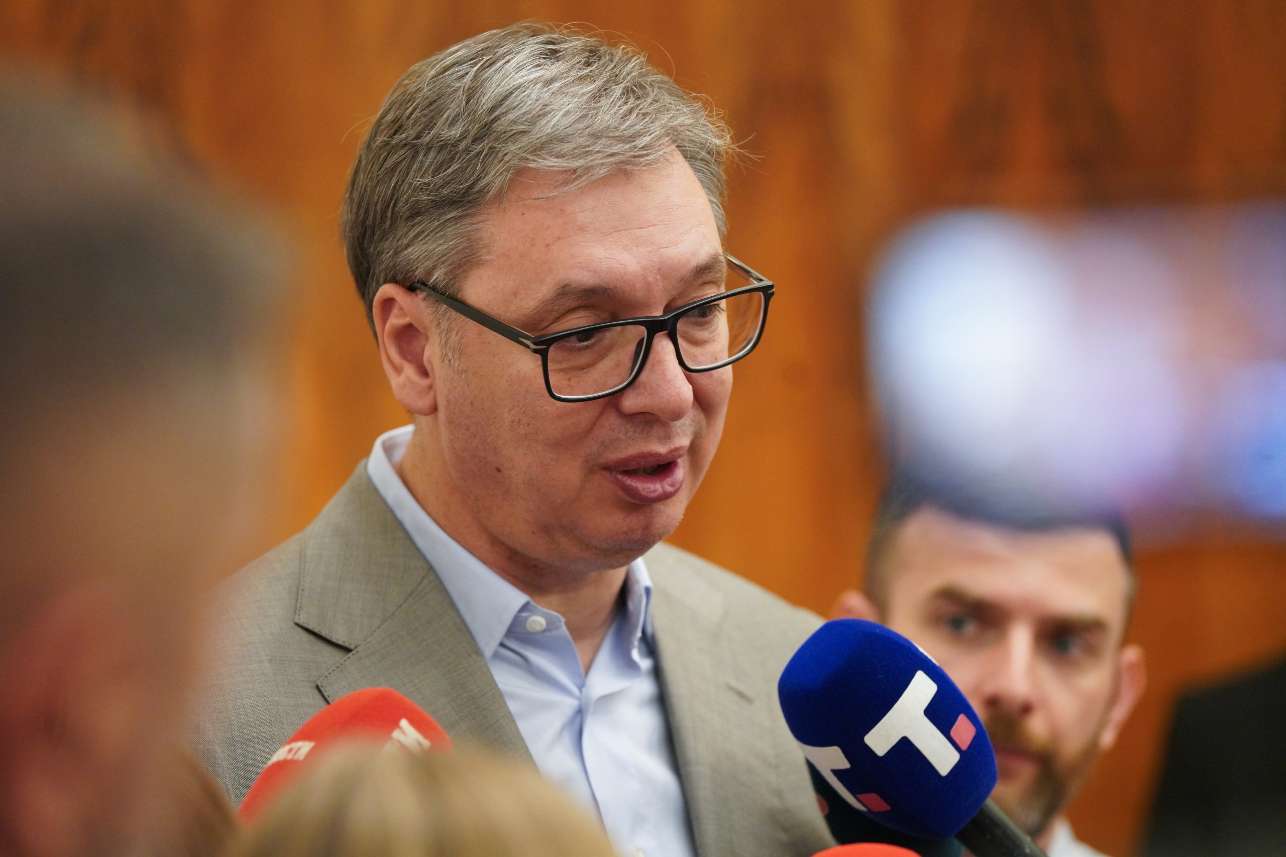 VUČIĆ PORUČIO BLOKADERIMA: „Ne rušite državu Srbiju! „