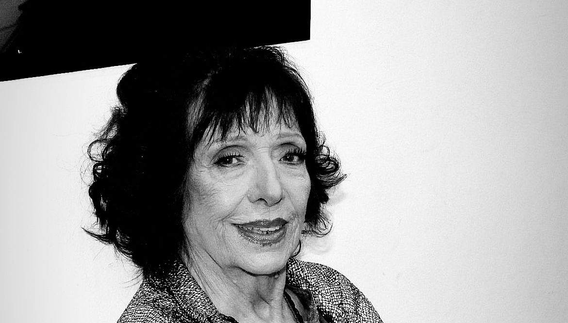 KREMIRANA ŽIŽA STOJANOVIĆ: Na umrlici među ožalošćenima piše samo jedno ime, EVO KO JE ON
