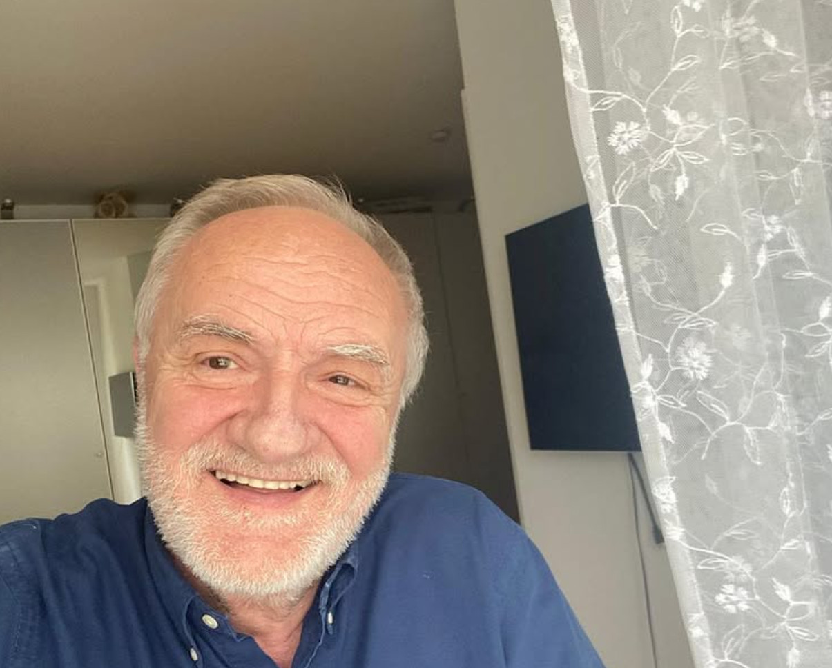 ODJEDNOM POZLILO HRVATSKOM PEVAČU! Ovako je ranije pričao o zdravlju: „Kad mi spomenete respirator…“