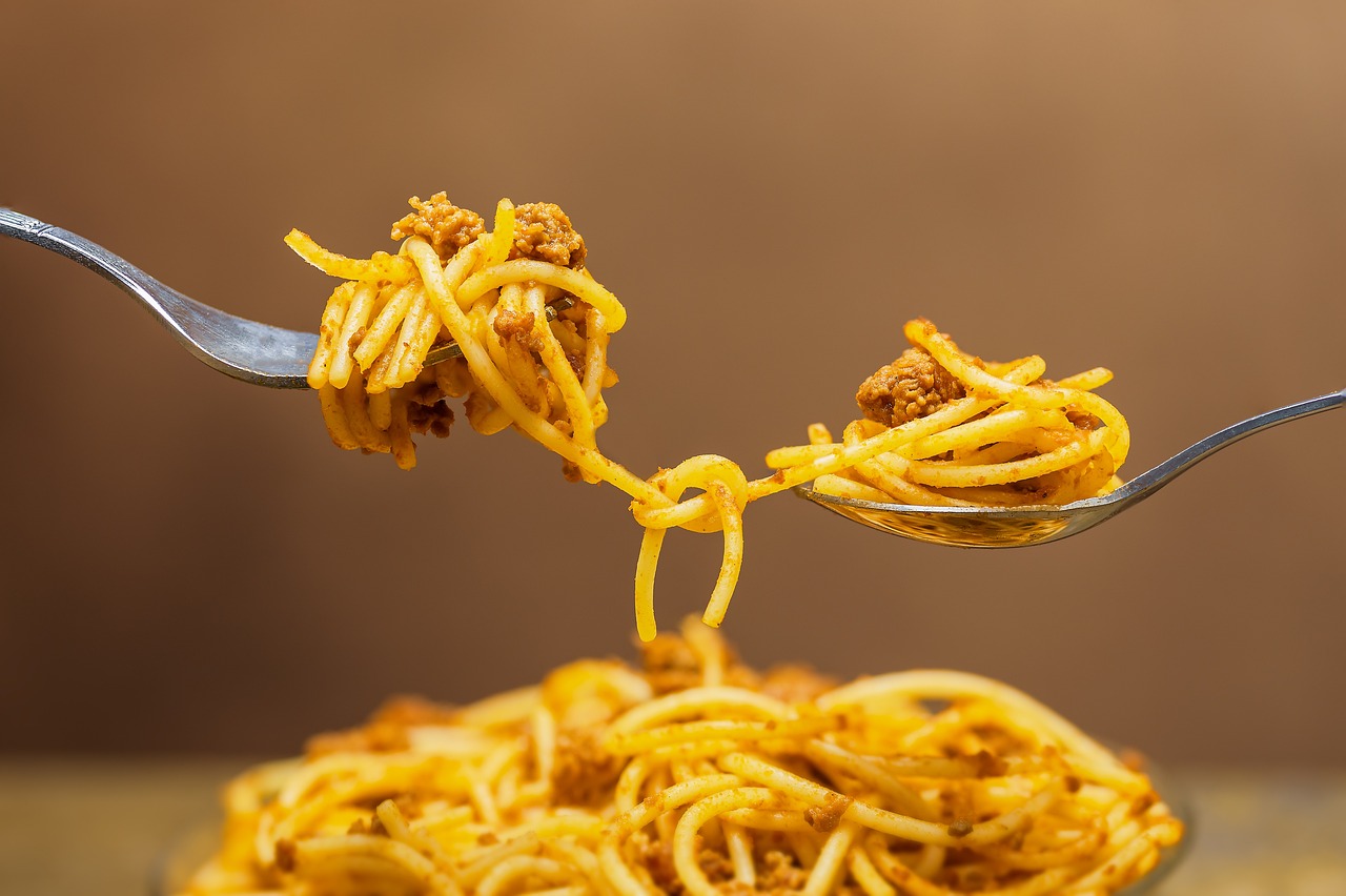 LAŽNA BOLONJEZE PASTA BEZ MESA! Preukusna – ukućani će stajati u redu za još!