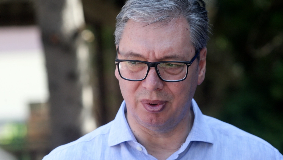 Vučić: Šolak traži zabranu, a njega na kraju zabraniše na mestu direktora!