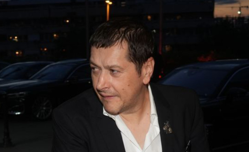 DVOJNI ŽIVOT I RASKRINKAVANJE! Aco Pejović priznao prevaru pred kamerama, javnost zgrožena: „Glumi porodičnog čoveka, a vara ženu godinama“