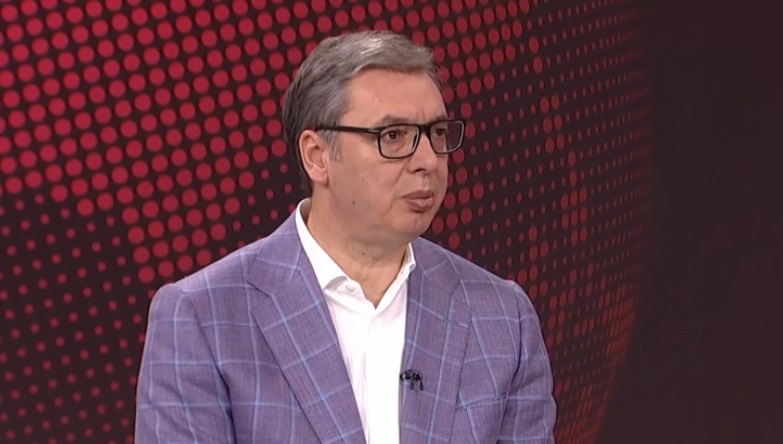 PREDSEDNIK VUČIĆ OTKRIO U KAKVOM JE STANJU MINISTAR GLIŠIĆ: „Bolje je, pomera ruku i nogu“