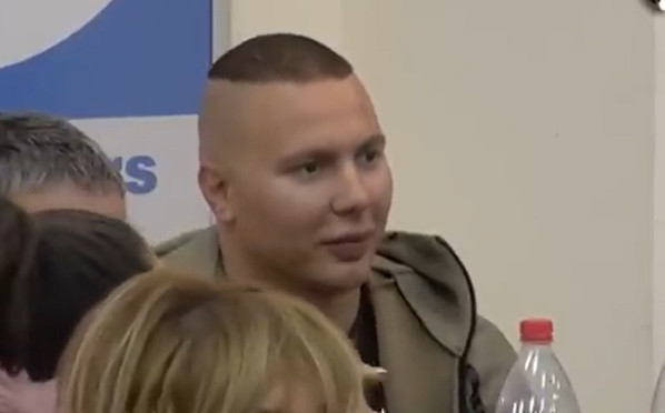 „UPROPASTILI SU ME…“ Brendon operacijama izmenio lični opis, a sada otkrio ŠOKANTNU ISITNU! (FOTO)