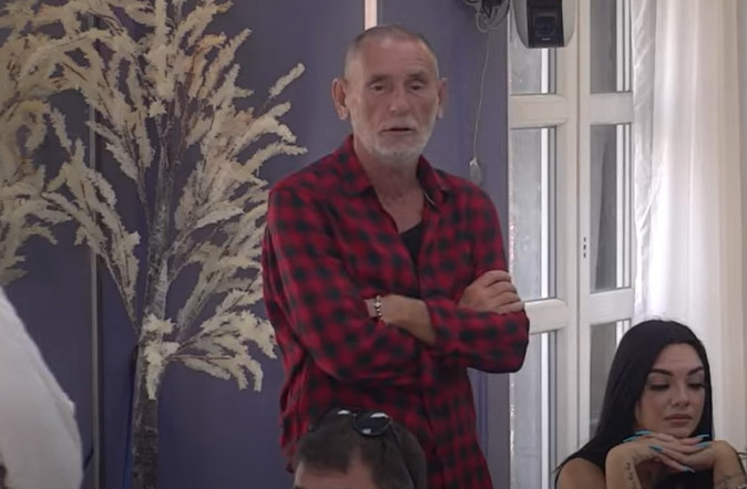 OVO JE KUĆA LEPOG MIĆE! Stara je 180 godina, otkriveni detalji u vezi kupovine (FOTO)