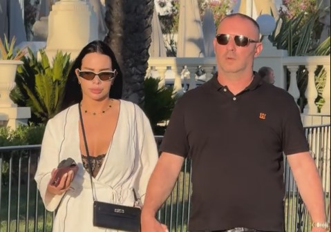SKANDAL! Naša poznata influenserka uhvaćena u Kanu sa DUPLO STARIJIM DEČKOM – konačno otkriveno sa kim je u VEZI (FOTO)