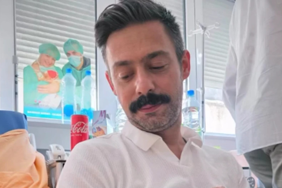 MILAN VASIĆ POKAZAO SINA DESPOTA! Supruga glumca podelila dirljiv momenat: „MOJI DEČACI“ (FOTO)
