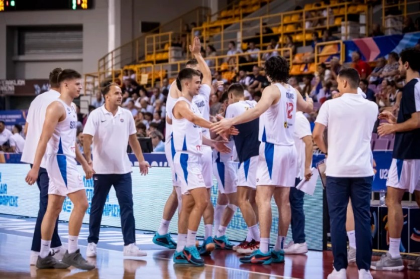 TAKO SE TO RADI! Košarkaši Srbije RAZMONTIRALI Francuze! Sa prvog mesta PROŠLI među 16 najboljih!
