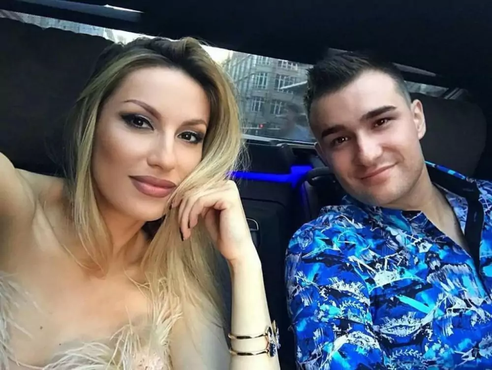 EVO KAKO DANAS IZGLEDA HARIS BERKOVIĆ! Raskinuo sa Radom Manojlović, NESTAO IZ JAVNOSTI, a sada sve ŠOKIRAO (FOTO)
