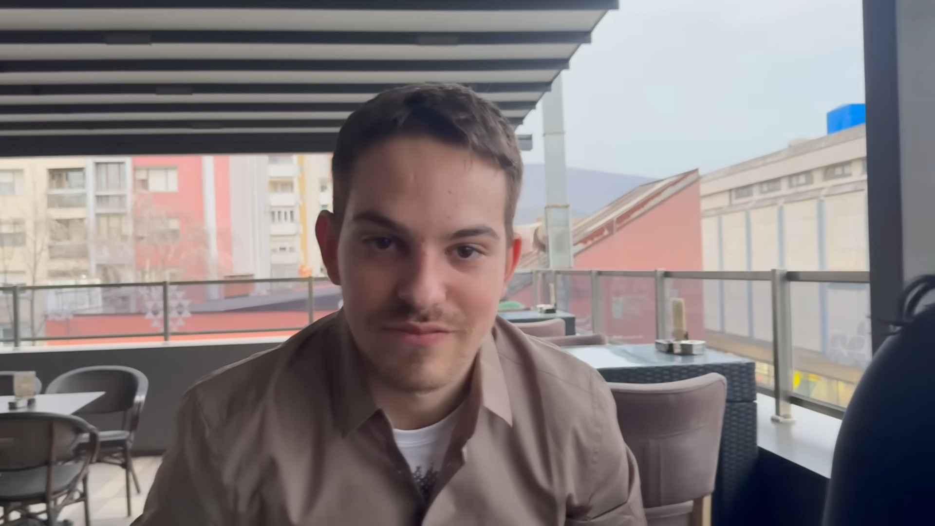 TIKTOKEROVE EKSPLICITNE GLASOVNE PORUKE PUŠTENE JAVNO! Mihajlo isprozivan, a brani ga Baka Prase (VIDEO)
