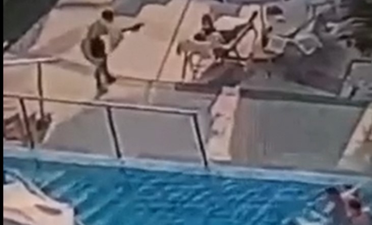 DETALJI RANJAVANJA BUDVANINA NA PUNOM BAZENU! Uznemirujući necenzurisani snimak pokušaja ubistva u Crnoj Gori!
