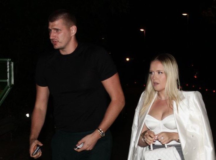 NIKOLA JOKIĆ IMA 211 CENTIMENTARA, A EVO KOLIKO JE SUPRUGA NATALIJA NIŽA OD NJEGA: Razlika je OGROMNA, a svi kažu da su BAŠ SUPER PAR!