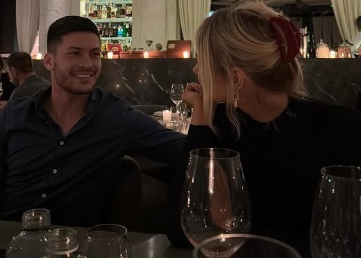 NOVI DOM FUDBALERA I MANEKENKE U GRČKOJ! Posle preseljenja pokazali kako uživaju u luksuzu! (FOTO)