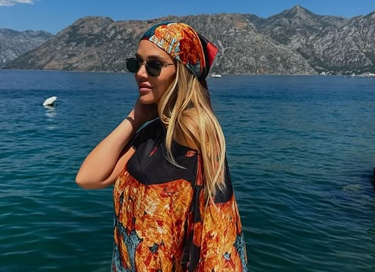 PEVAČICA PRVI PUT PROGOVORILA O SVOM ZDRAVSTVENOM STANJU I OPERACIJAMA! Pa šokirala priznanjem! (FOTO)