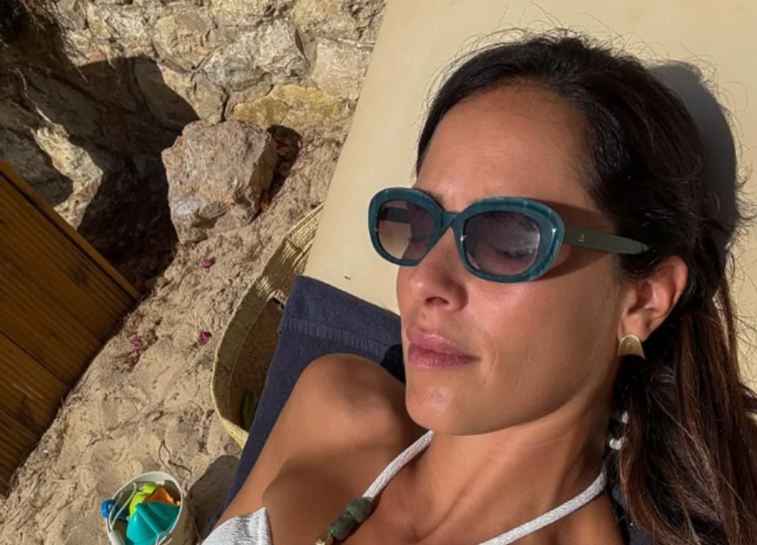 NAULJENA ANA IVANOVIĆ POKAZALA MIŠIĆAVO TELO: Skinula se u bikini, pa izdominirala! (FOTO)