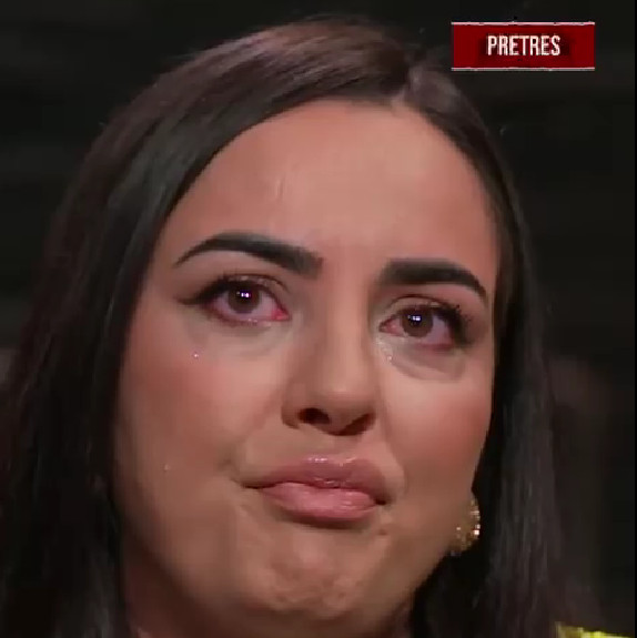 NADICA SEČIVANOVIĆ U SUZAMA: „Sećam se kombija punog stvari i svi su plakali!“