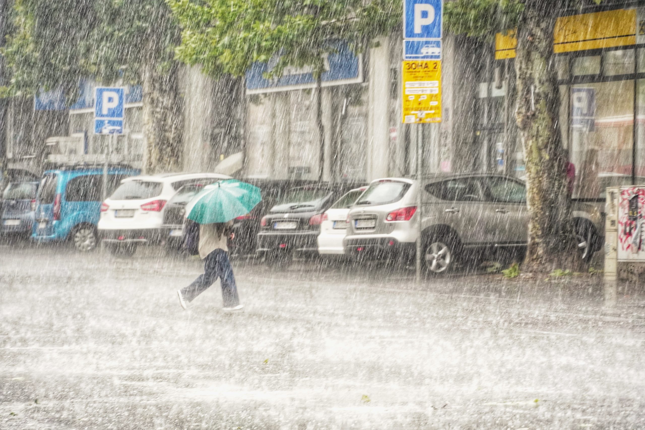 SPREMA SE NEVREME! Sutra pljuskovi s grmljavinom u OVIM delovima zemlje – temperatura do 31 stepen!