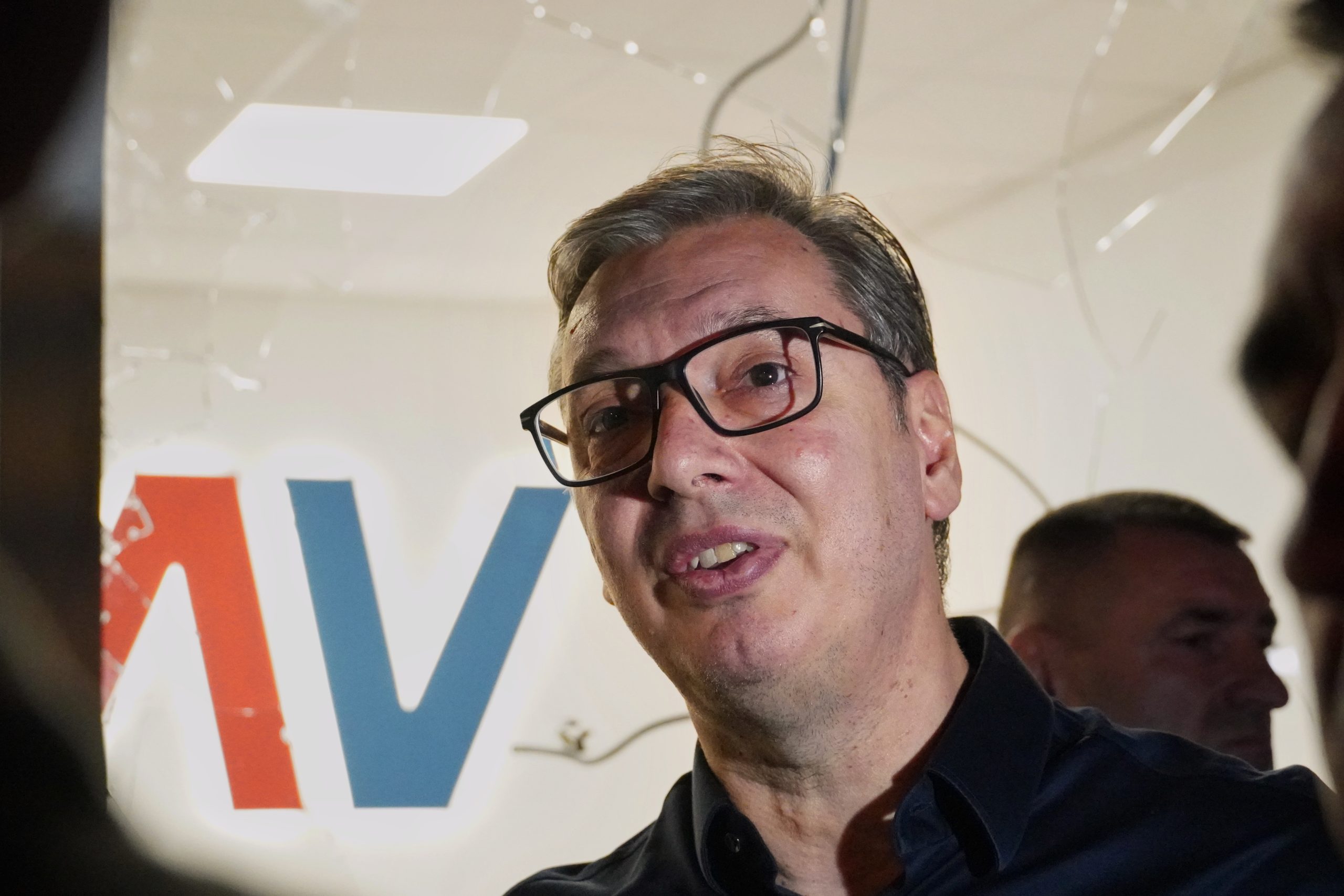 „BORIĆEMO SE DO KRAJA, LJUDI VIDE ŠTA JE NJIHOVA POLITIKA!“ Predsednik Aleksandar Vučić na licu mesta u Cvijićevoj ulici