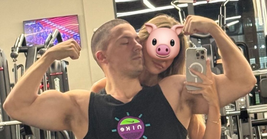 BAKA PRASE U TERETANI SA DEVOJKOM! Isprozivao samog sebe: „Ne smem sam da…“ (FOTO)