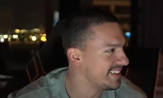 BAKINA DEVOJKA SLUČAJNO UŠLA U LAJV – on zapenio: „Au, koliko si ti glupa!“ (VIDEO)
