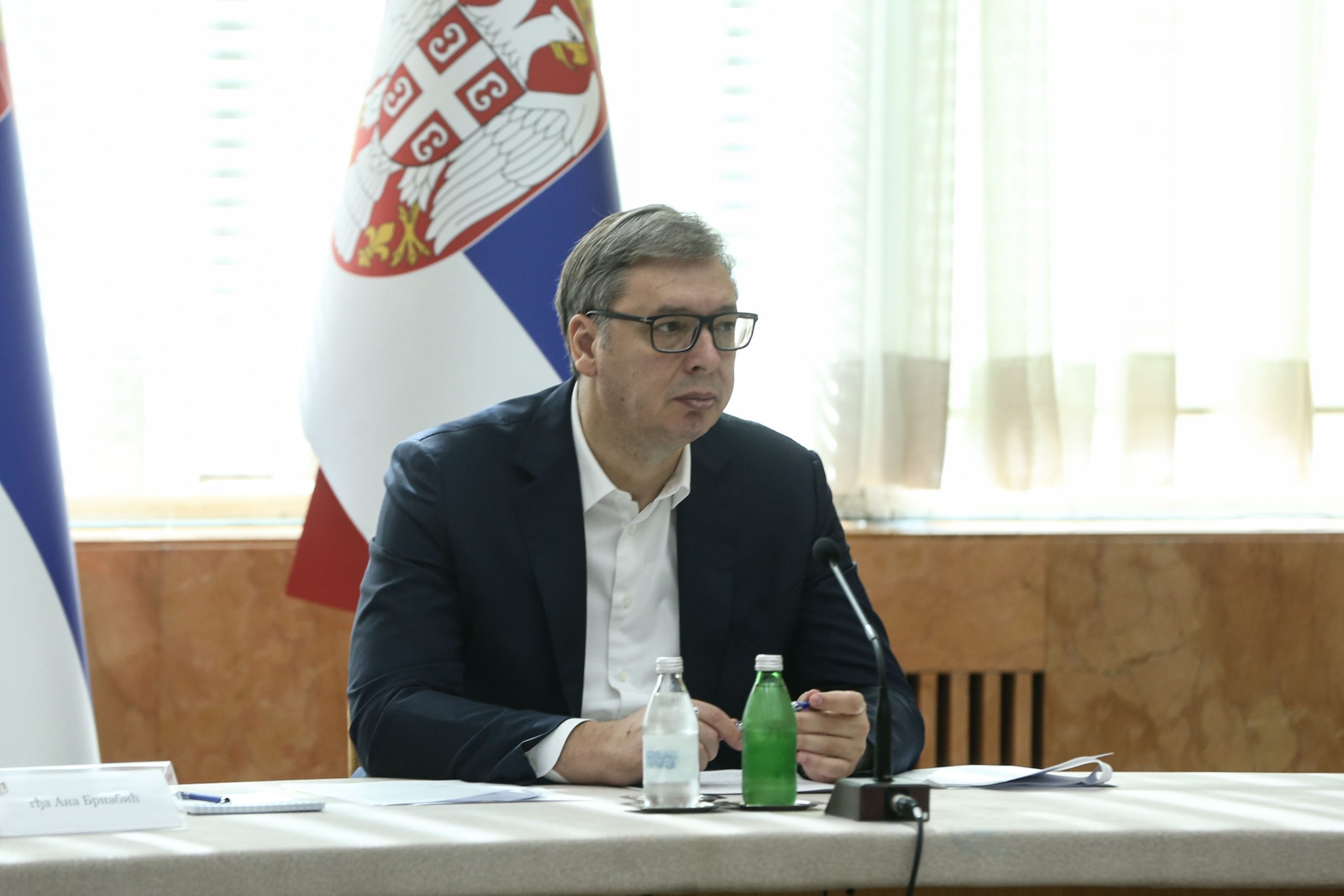 „SVOJ ŽIVOT SAM POSVETIO SRBIJI, POBEDIĆEMO I OVO ZLO“ Predsednik Vučić uputio SNAŽNU PORUKU
