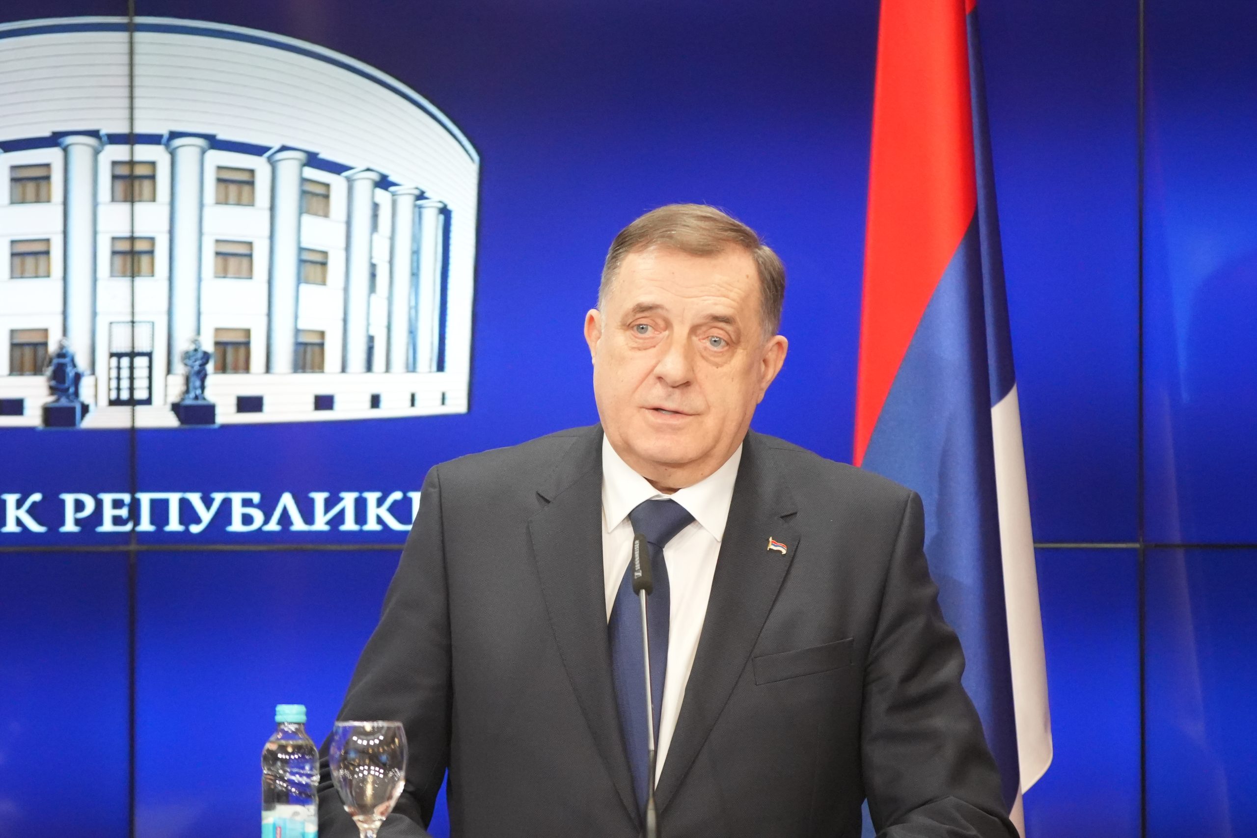 Prva reakcija predsednika Republike Srpske nakon skandaloznog oduzimanja mandata