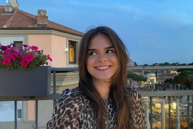 EVO ŠTA RADI BIVŠA ŽENA IGORA KOJIĆA NAKON RAZVODA: Sofija se oglasila sa egzotične destinacije, zbog njene objave joj MNOGI ZAVIDE (FOTO)